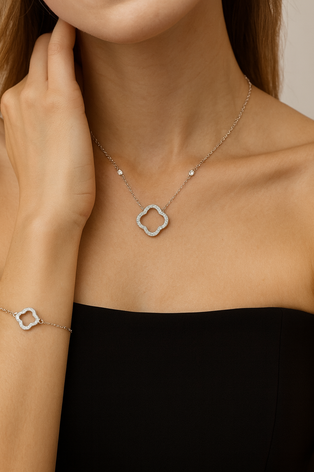 9k White Gold Four Leaf Clover Natural Diamond Necklace and Bracelet Set