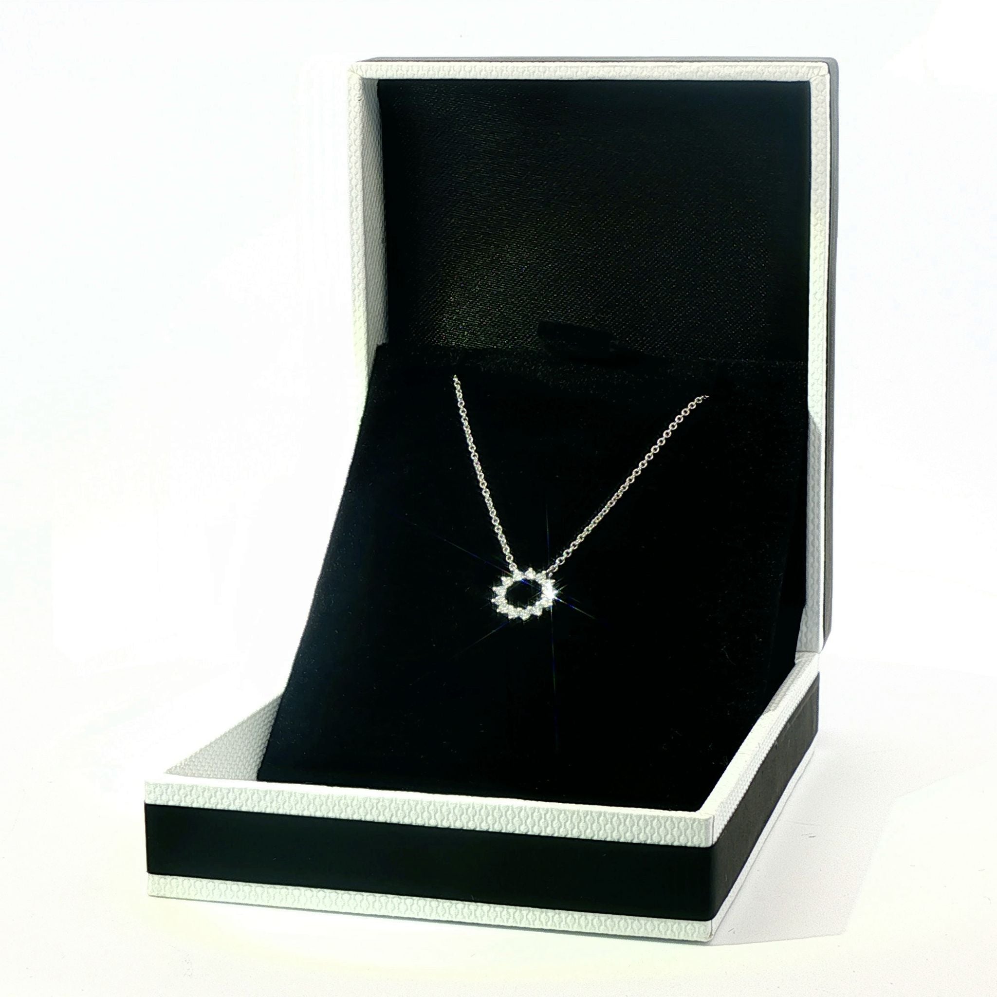 18k White Gold Diamond Halo Necklace